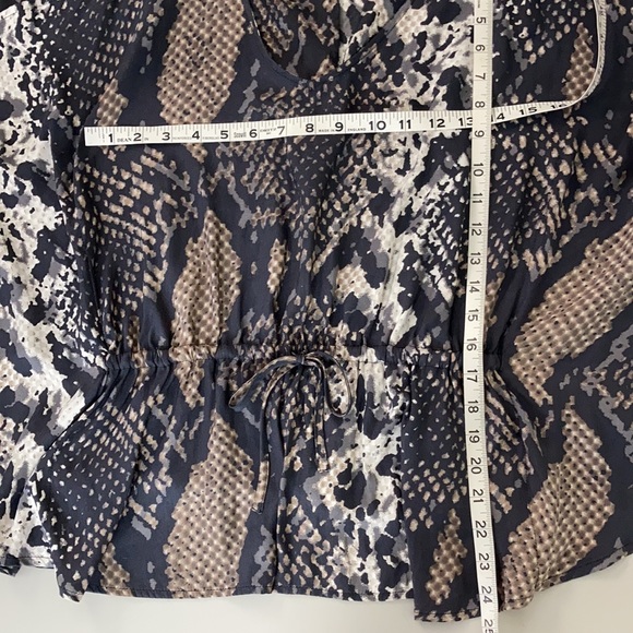 Express Python Print Silky Cold Shoulder Blouse - Picture 8 of 9